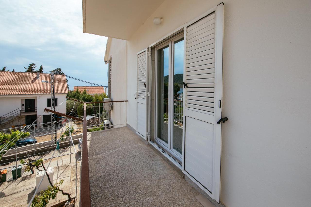 Apartment Michelin Primošten Eksteriør billede